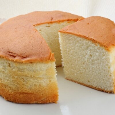 Vanilla-Sponge-Cake